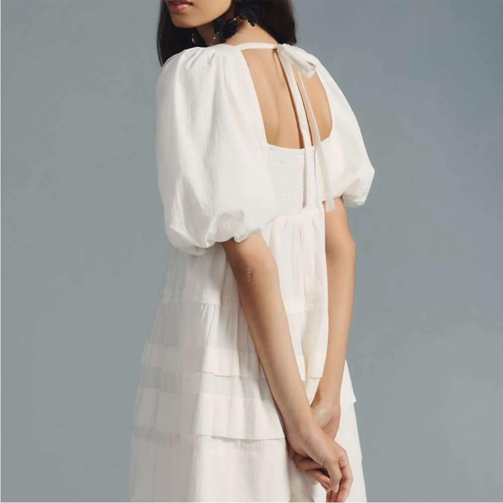 BY ANTHROPOLOGIE SQUARE-NECK PUFF-SLEEVE TIERED DRESS in White XS